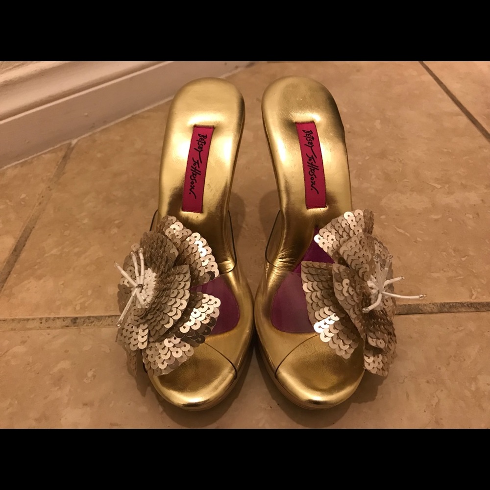 Betsey Johnson sandals